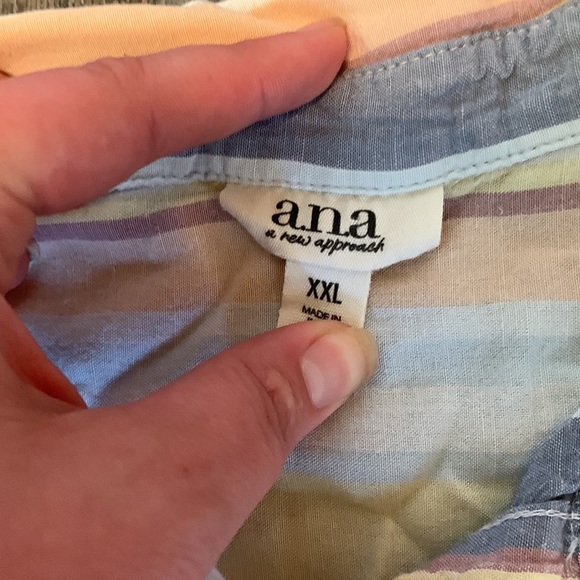 Button up Tee - Picture 3 of 7